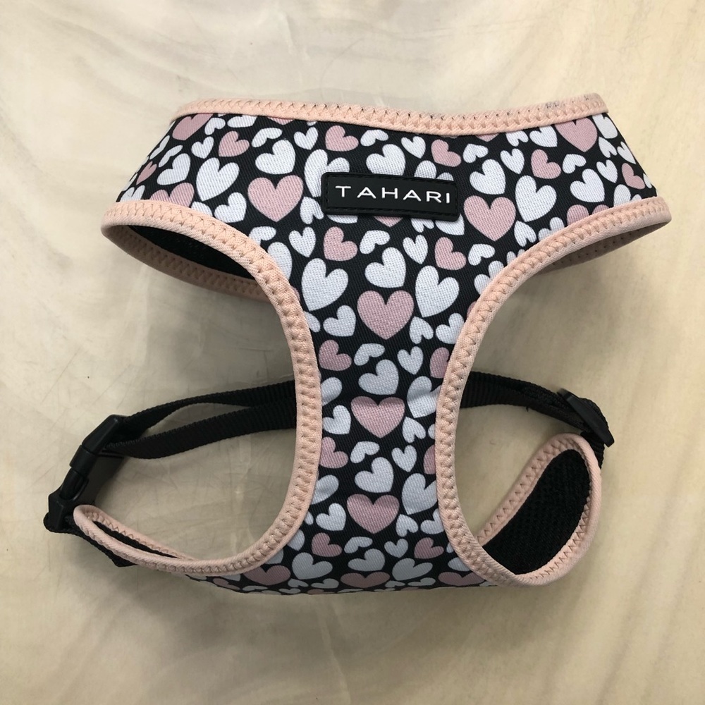 Tahari dog harness size large